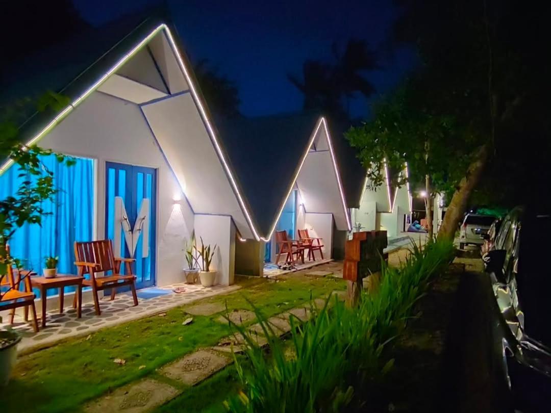 Tria Maria Cottage Ngurbloat Exteriér fotografie