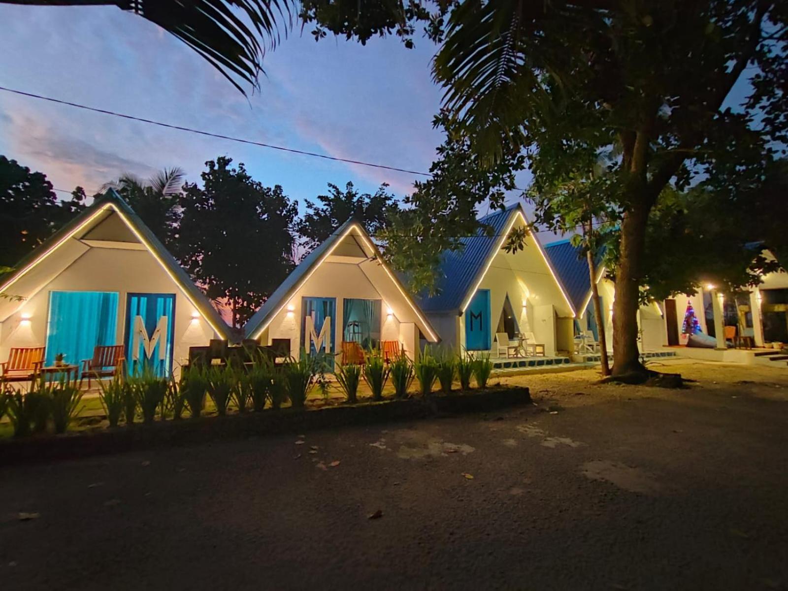 Tria Maria Cottage Ngurbloat Exteriér fotografie